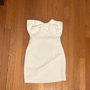 Elegant White Bow Dress